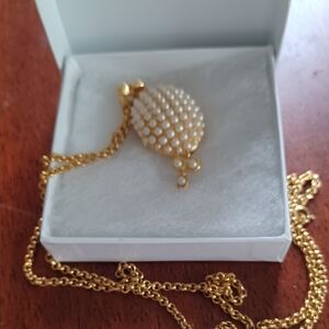 Gold and Cream Pearl Cluster Necklace